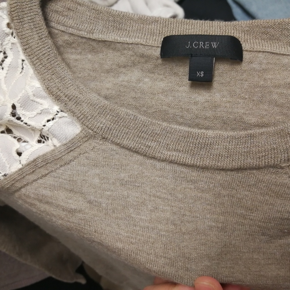 Cloth - Picture 3 of 3